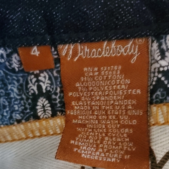 Women's Blue Jeans - Picture 2 of 2